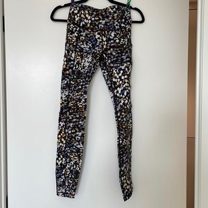 Fast and free tights